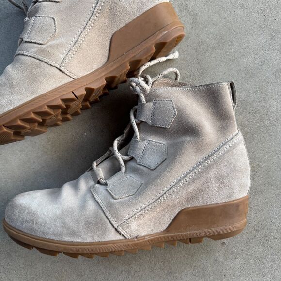 Sorel Evie Wedge Ankle Bootie Women's 11 Tan Lace Up Suede Waterproof‎ Boot - Picture 2 of 10